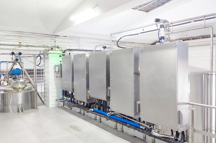 Automation of the Wiegand 4000 Vacuum Evaporation Unit (VEU) and the condensed milk production line